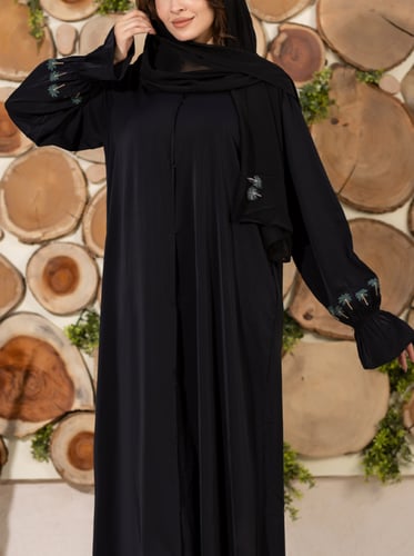 داليا 43 عباية النخلة مع قفلة طقطق