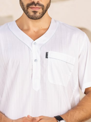 ثوب رجالي تصميم مموج ( قطن 100% )