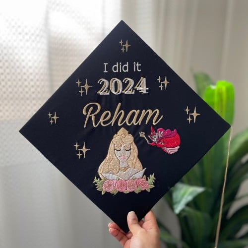 قبعة تخرج اورورا