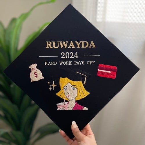 قبعة تخرج كلوفر