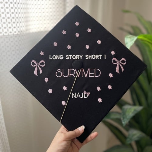 قبعة تخرج i Survived