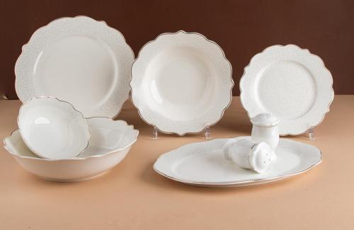 طقم سفرة راقي ل 6 اشخاص 3