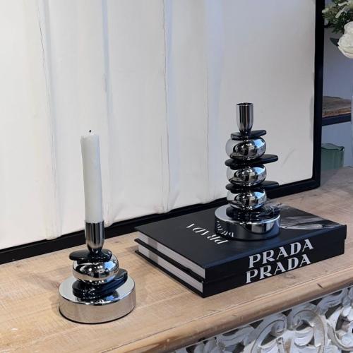 تحفة شمعدان فضي