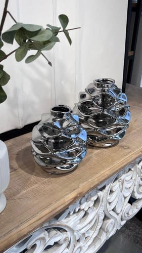 فازة سيراميك فضي