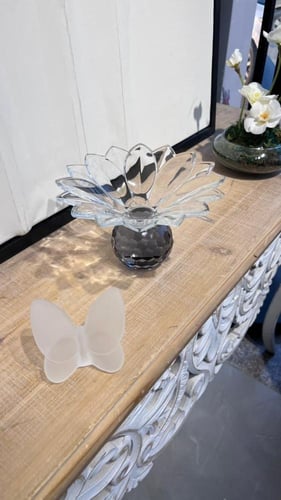 تقديمة كرستال