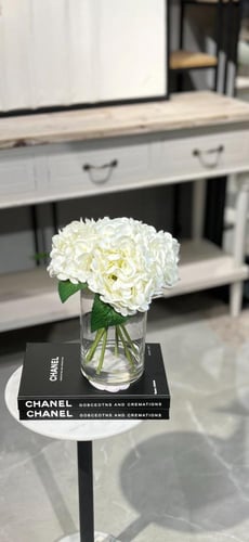 فازة ورد منسق كبير