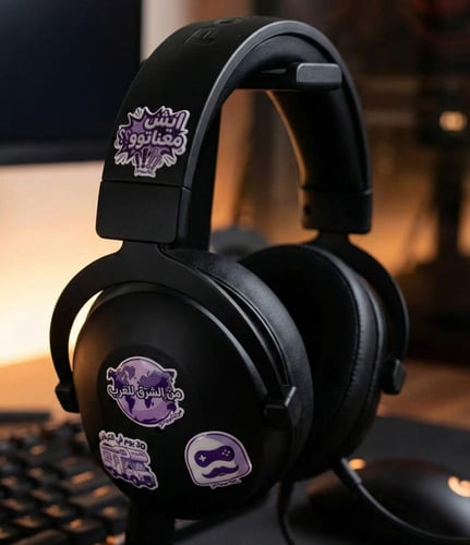 استيكر أستكشف - مجرم جيمز