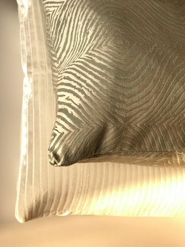 غطاء وسادة أوبن بوك جاكار تيفاني