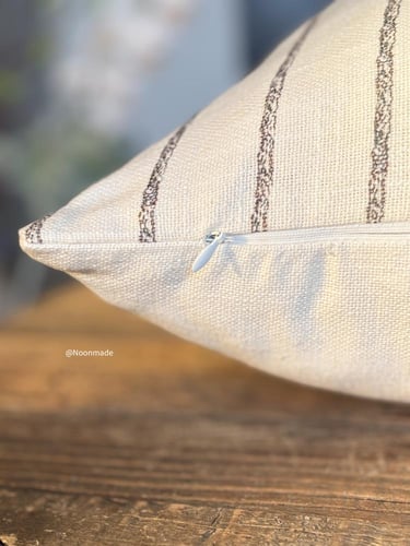غطاء وسادة لونا