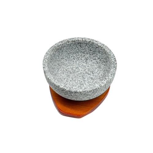 بولة حجر 18سم بقاعدة خشب