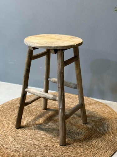 طاولة خشب بوهيمي