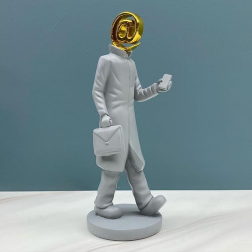 ديكور مجسم ايميل