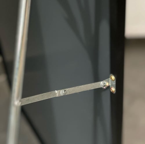 مرايا طويلة ارضية اسود