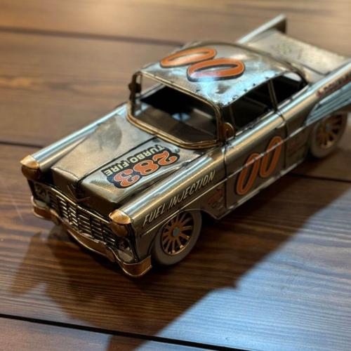 ديكور سيارة حديد انتك