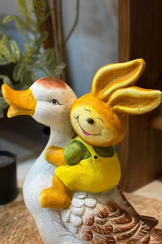 ديكور مجسم بطة