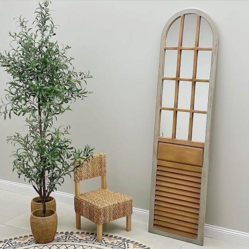 مرايا باب خشب