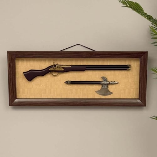 لوحة ديكور جداري مسدسات