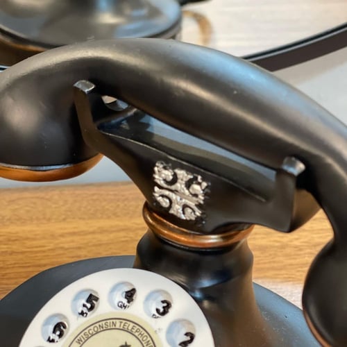 ديكور تلفون قديم سيراميك