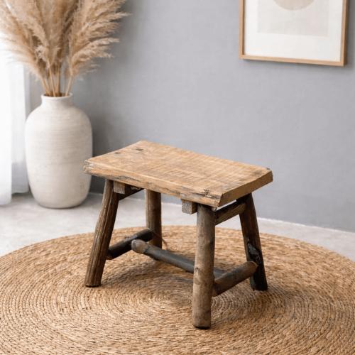 طاولة خشب بوهيمي