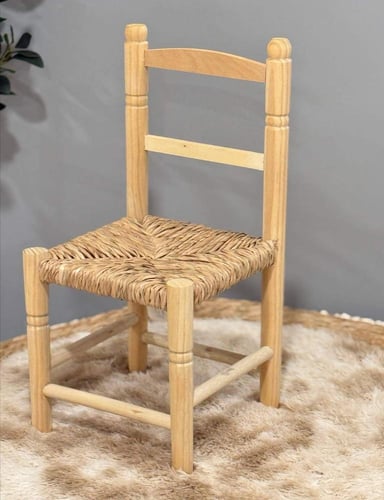 ‏‎كرسي خشب حبال صغير