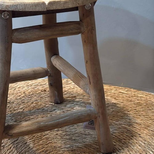 طاولة خشب بوهيمي