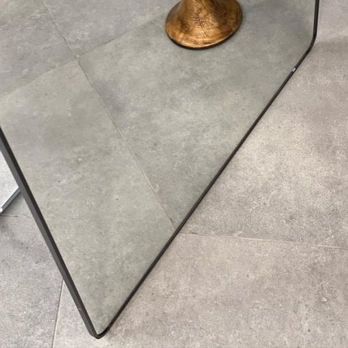 مرايا طويلة ارضية اسود