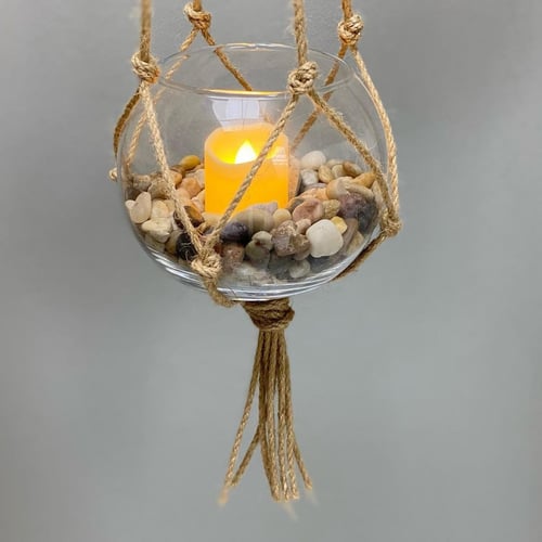 مكرمية مع حامل خشب