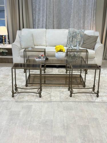 طقم طاولات دورين بتصميم يخطف الأنظار –شمباني 4 خدم...