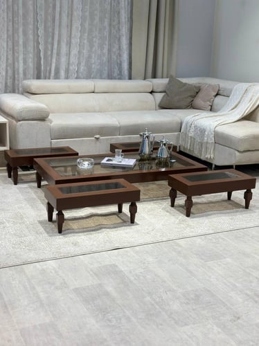 طقم طاولات ضيافة ارضي خشب بني زجاج بني