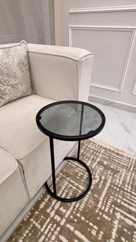 طقم طاولات ضيافة 5 قطع بسطح زجاج أسود فاخر