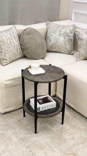 طاولة خدمة رتان دائرية بطبقتين*عروض