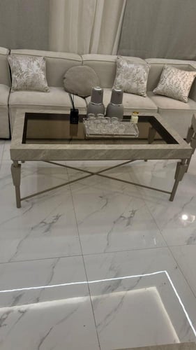 طقم طاولات بديل رخام شمباني مع 4 طاولات خدمة *عروض