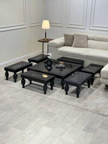 طقم طاولات أرضي لون اسود مع 6 خدمه*عروض