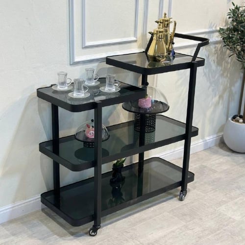 عربية تقديم 4 دور زجاج أسود