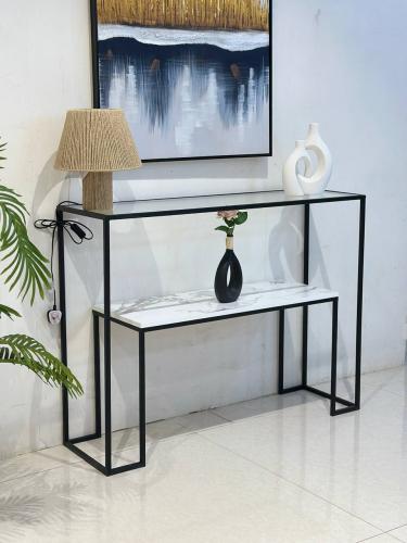 مدخل كنسول سطح زجاج