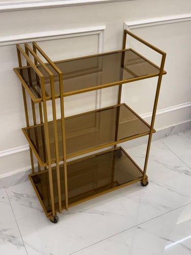 عربية تقديم 3 دور زجاج عسلي حديد ذهبي