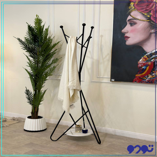 شماعة علاق ملابس اسود