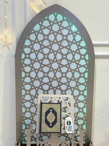 استاند حامل سجاد مضيئ بكفرات