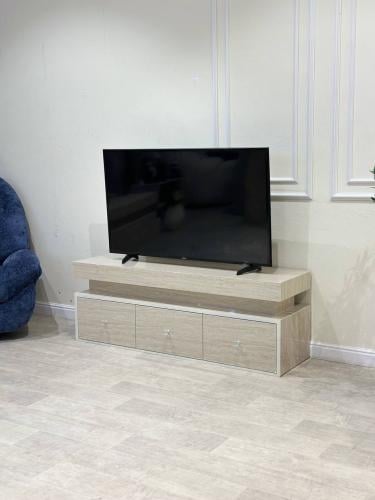 طاولة بلازما مودرن بديل الرخام ترفنتينو ناعم