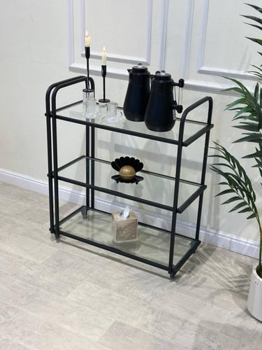 عربية تقديم 3 أدوار بتصميم عصري أنيق