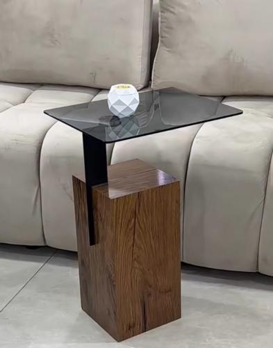 طاولة خدمة فاخرة بسطح زجاج أسود وقاعدة قشر الجوز ا...