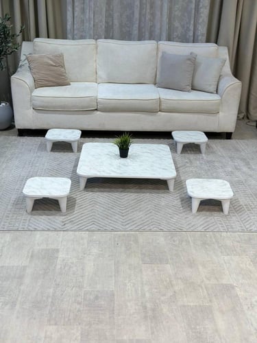 طقم طاولات خشب لون ابيض مع 4 خدمة