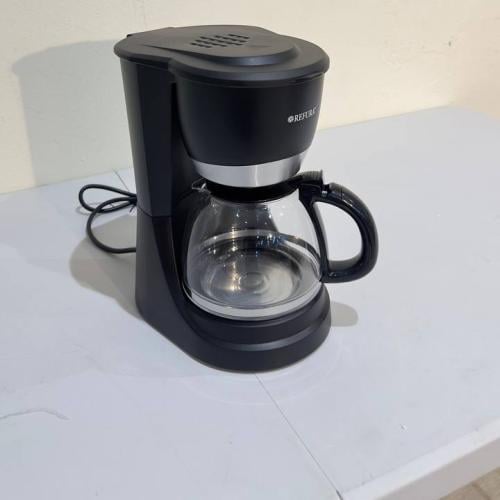 ماكينة قهوة دوتس الكهربائية بسعة 1.5 لتر وقوة 800...