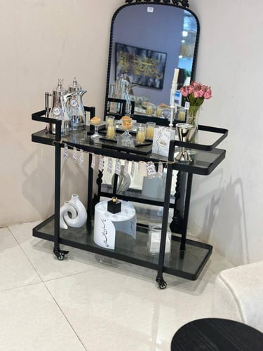 عربية تقديم 2 دور زجاج اسود شفاف