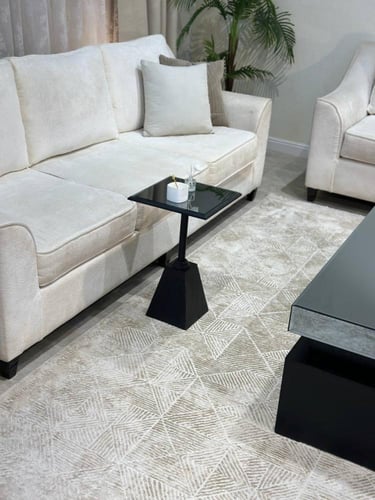 طقم طاولة ضيافة سنديان مع 4 خدمة لون اسود موديل عص...