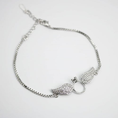 اسوارة الجناح فضي