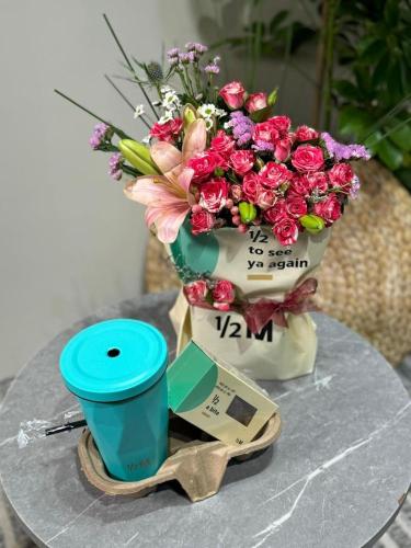 ورد وحلا مشروب هاف مليون