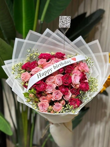 هودي الشمس & القمر مع باقة ورد