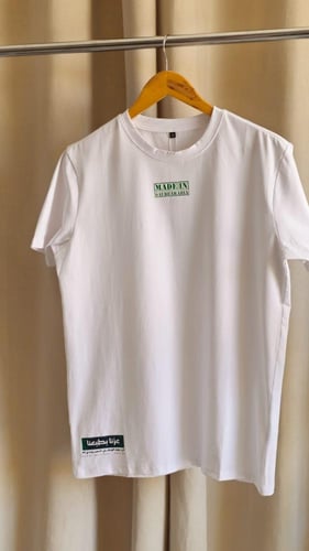 تيشيرت عزنا بطبعنا