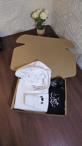 بوكس الشتاء المميز هودي+شال+مق